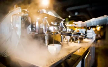 تفاوت اسپرسو ساز صنعتی و خانگی