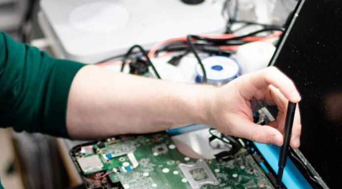 تعمیر تخصصی سخت افزار لپ تاپ در اصفهان تعمیر لپ تاپ در اصفهان آیدی 724